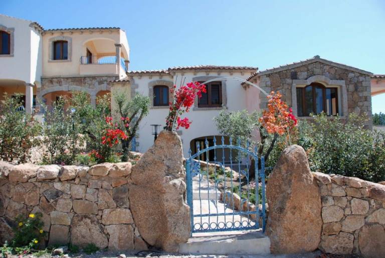 Family-oriented nice villa with barbecue, patio & yard | Sea view | Beach nearby | Pets are welcome — photo 4