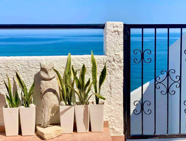 Family-oriented pleasant vacation home with terrace | Nature view | Pet-friendly — photo 2