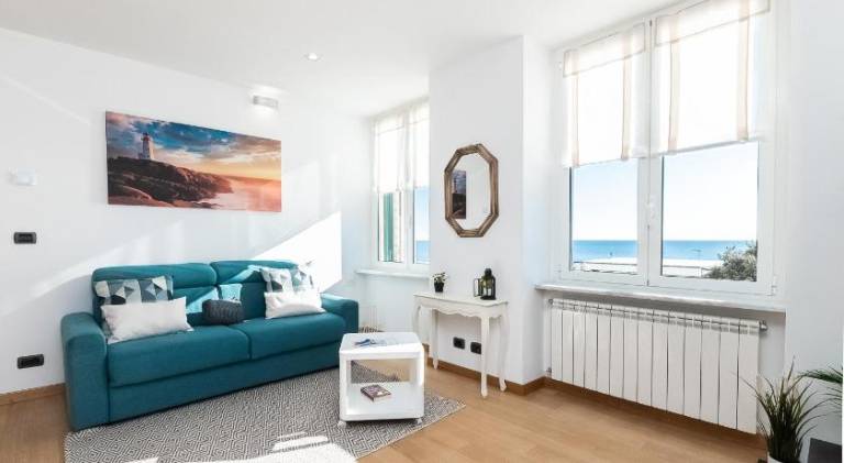 Apartment with 2 rooms for 6 persons in Celle Ligure