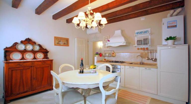 Rental apartment with 2 rooms for 4 persons — photo 5