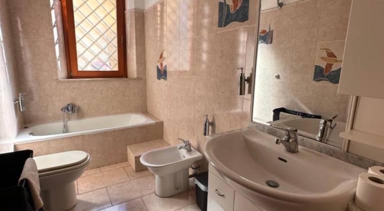 Holiday apartment with 3 rooms for 6 persons — photo 2