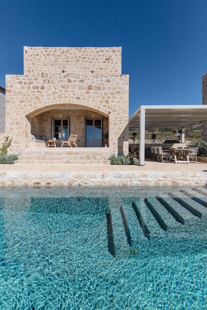 Villa  Stoupa