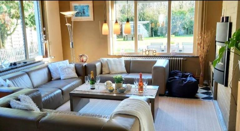 Villa with 4 rooms for 8 persons — photo 3