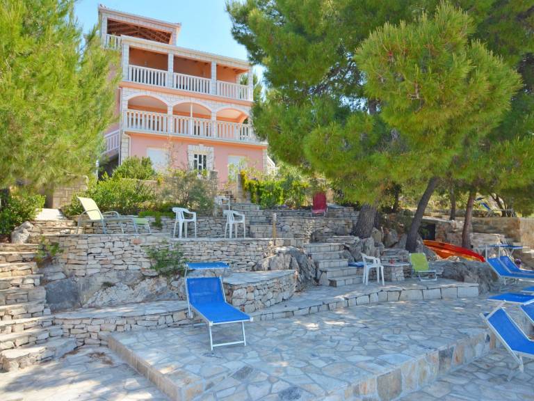 Apartman  Potirna