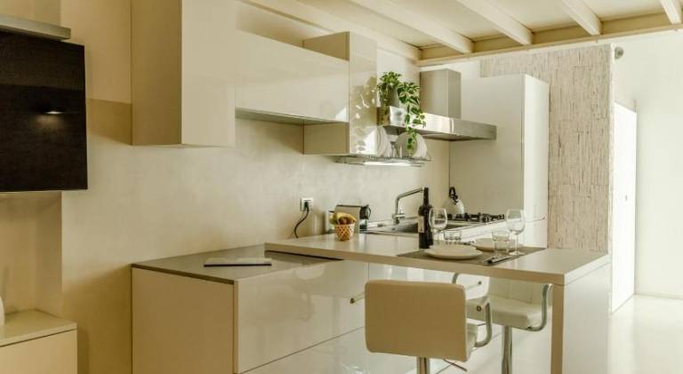 ApuliaLux - Design Loft w Sauna near Bari Vecchia — photo 3