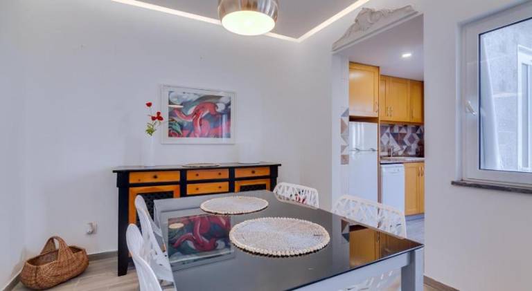 Rental apartment with private pool & patio — photo 3