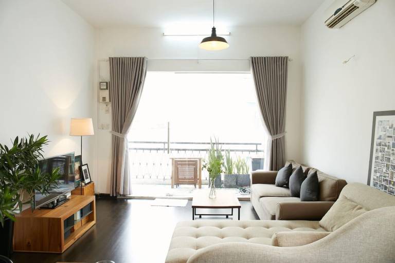Holiday apartment with jacuzzi | Near Bến Thành Market | Suitable for remote work | Pet-friendly — photo 2