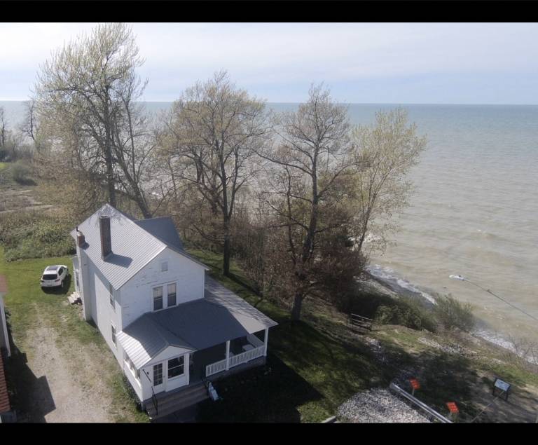 House Geneva-on-the-Lake