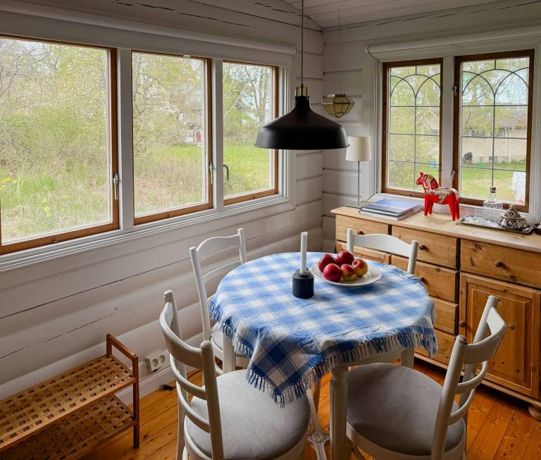 House with yard, barbeque & terrace | Water view — photo 4