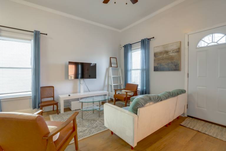 Extended Stay Near Int’l Soccer! ATL Home w/ Yard — photo 5