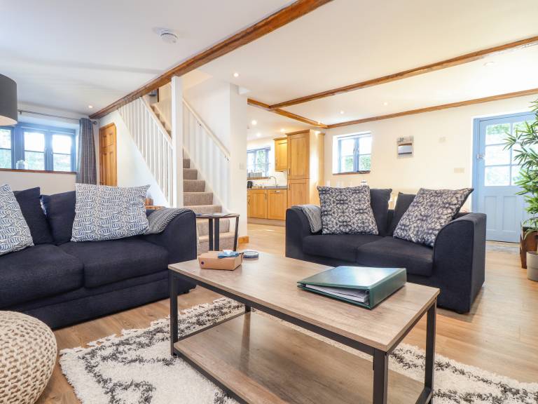Children-friendly nice cottage with sauna, jacuzzi & pool | Beach view | Pet-friendly — photo 3