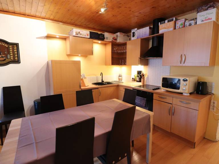Apartment with 2 rooms for 4 persons — photo 2