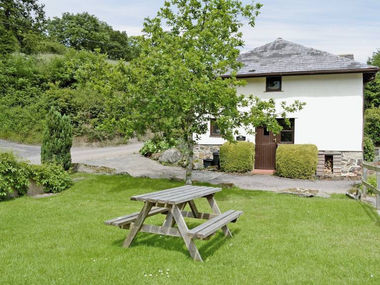 Cottage  Holcombe Burnell