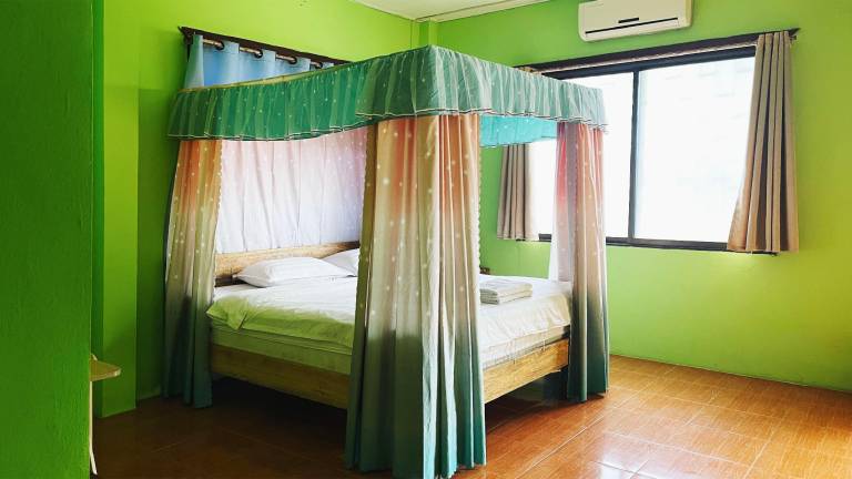 Holiday apartment with patio, grill & garden in Vang