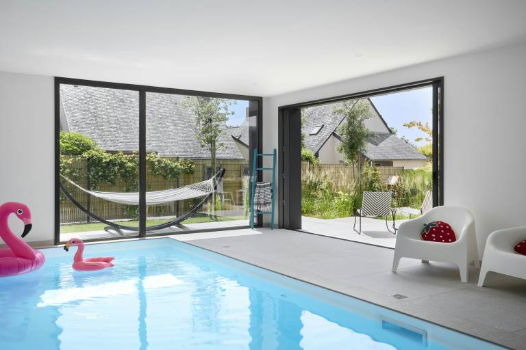 Vacation home with barbeque, patio & private pool | Suitable for remote work — photo 2