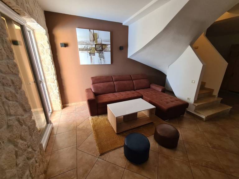 Villa with grill, garden & patio | Sea view — photo 4
