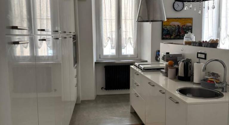 Rental apartment with patio in Asti