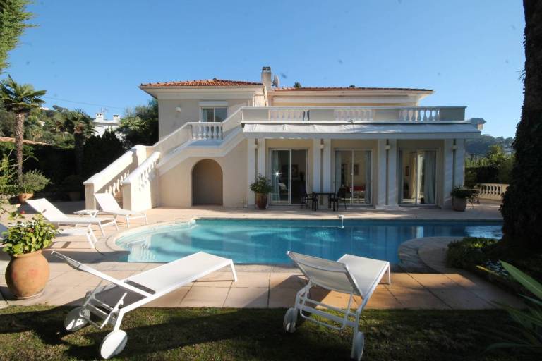 5-bedroom villa in central Cannes with private pool — photo 3