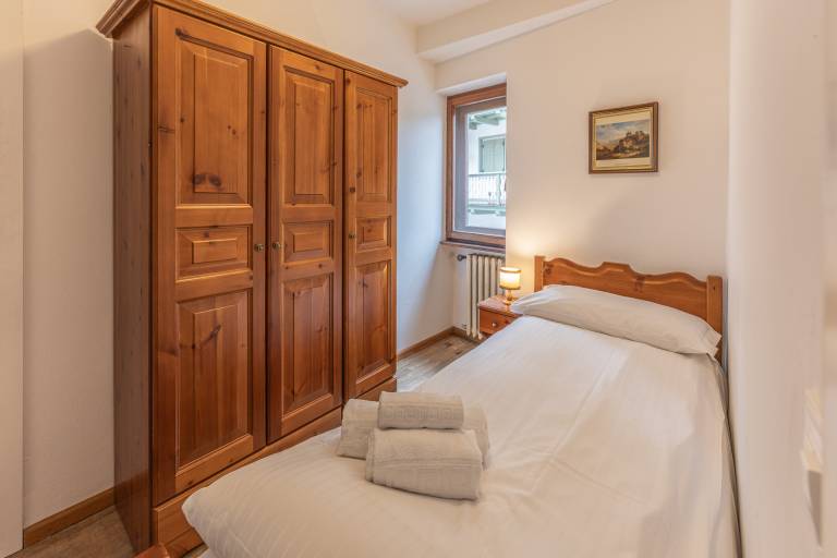Family-oriented charming apartment | Mountain view | Ski nearby | Suitable for remote work | Dogs allowed — photo 5