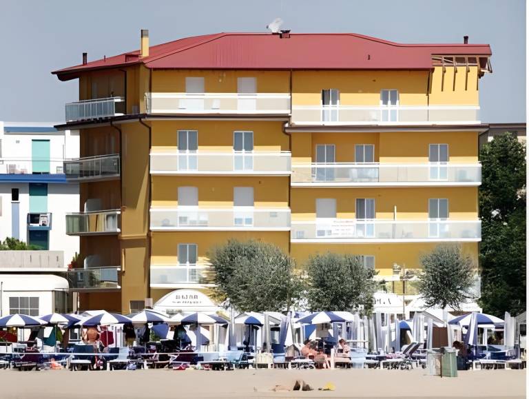 Serviced apartment with terrace in Caorle
