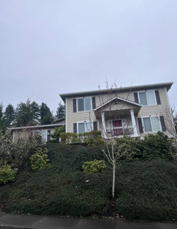 House  Fox Hollow