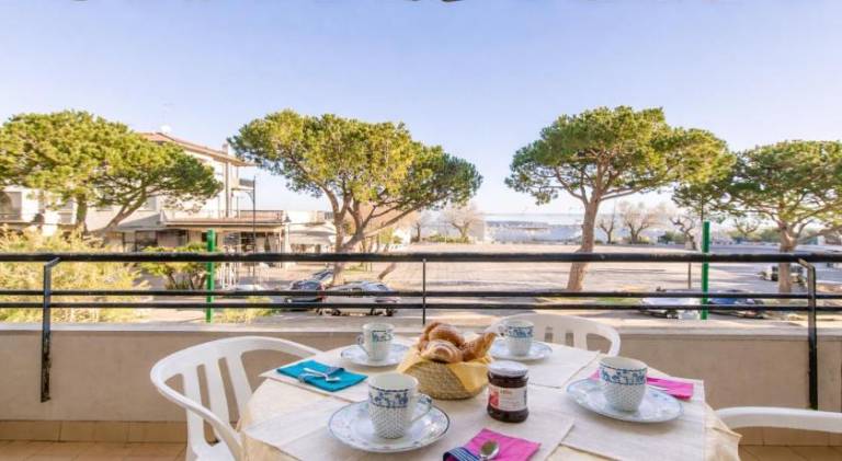 Holiday apartment | Next to the beach | Pets are welcome in Montesilvano