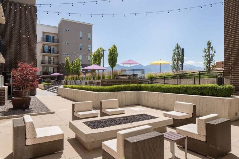 Apartment Central City