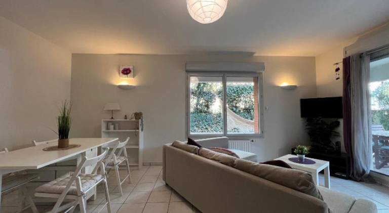 Fully equipped wonderful rental apartment with terrace & garden | Next to Canal du Midi | Suitable for remote work | Pet-friendly — photo 2