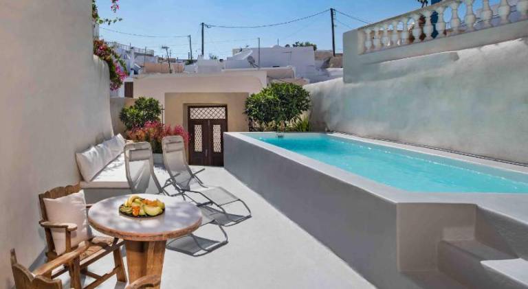 Villa with private pool, patio & yard | Suitable for remote work | Pet-friendly — photo 4
