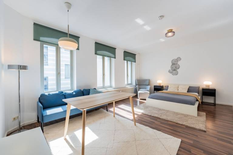 Stylish artist apartment on the 22nd floor
