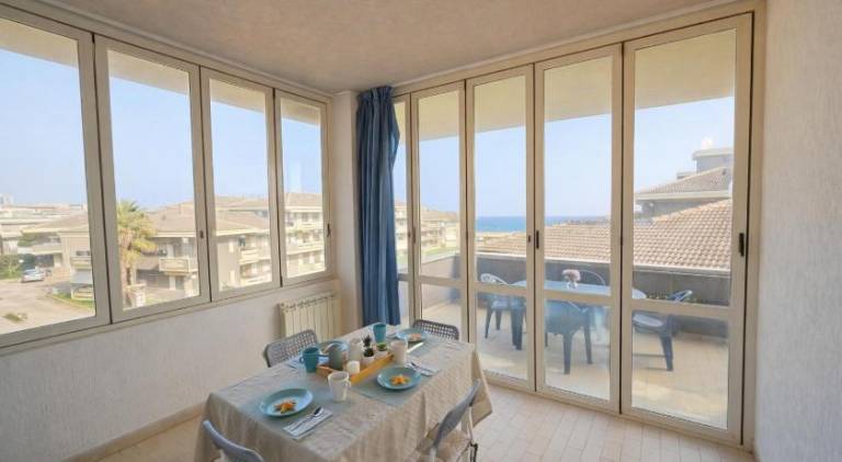 Rental apartment with 2 rooms for 6 persons — photo 2