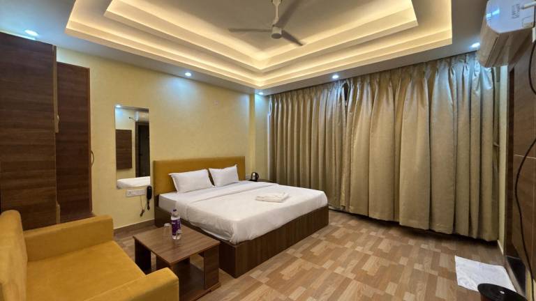 Hotel Shantam Regency