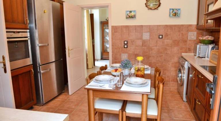 Villa with 3 rooms for 7 persons — photo 4