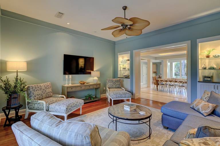 House with private pool, hot tub & BBQ | City view — photo 5