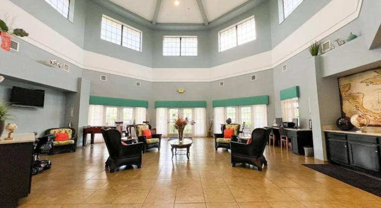 3BR Resort Condo near Disney - Resort Pool and Hot Tub — photo 5