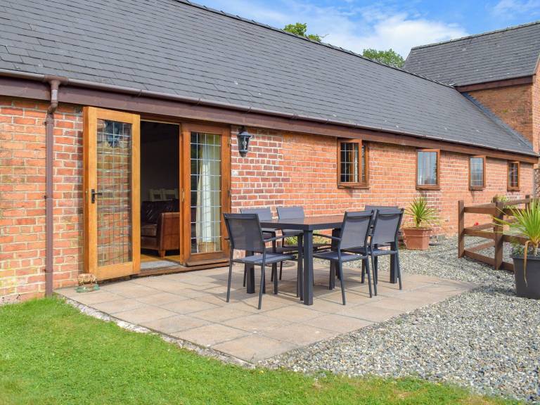 Cottage Newtown