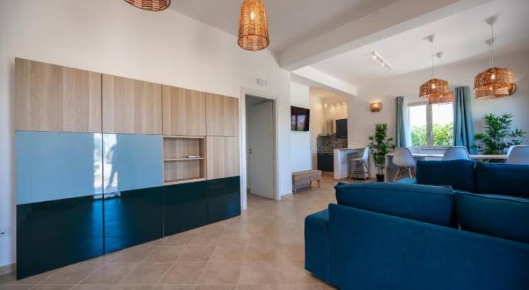 Villa with 5 rooms for 9 persons — photo 5