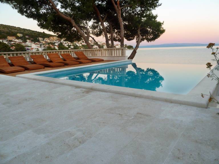 Fully equipped villa with barbecue, garden & patio | Beach view | Pet-friendly — photo 5