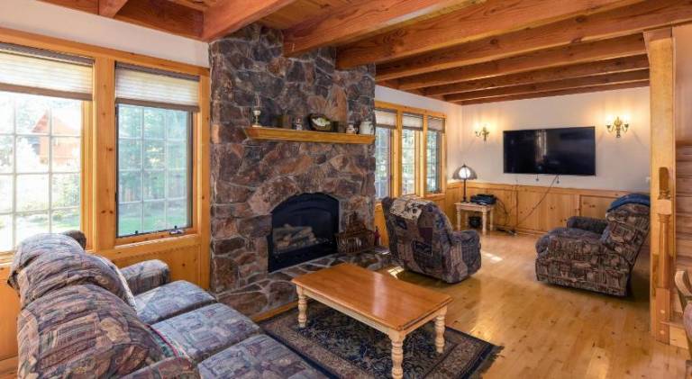 Dollar Point Lodge By Hauserman Rentals in Tahoe City, CA