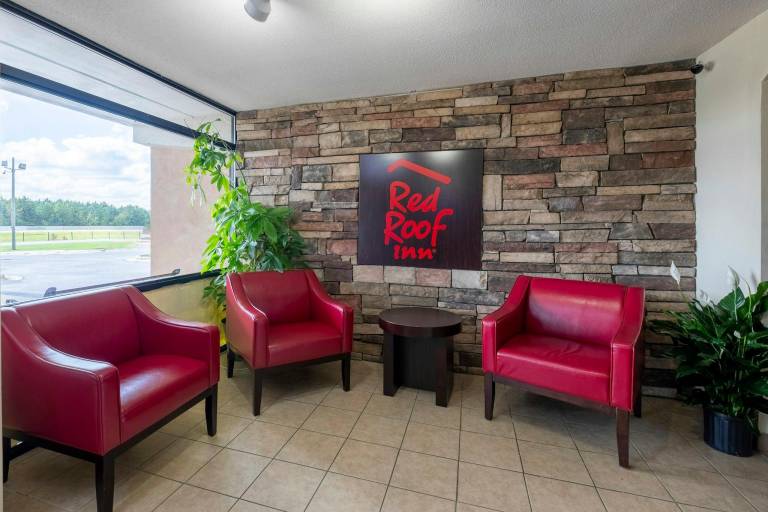 Red Roof Inn Kenly – I-95 — photo 3