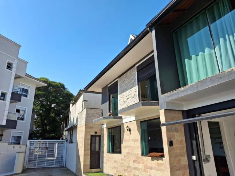 Ref&uacute;gio Rom&acirc;ntico entre o Verde e o Mar