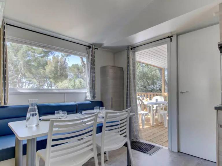 Family-oriented mobile home with pool & terrace | Beach nearby | Pets allowed — photo 5