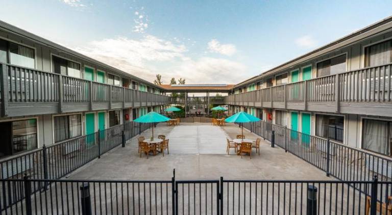 Pepper Tree Inn — photo 4