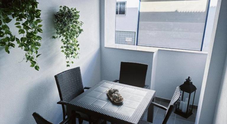 Holiday apartment with patio — photo 2