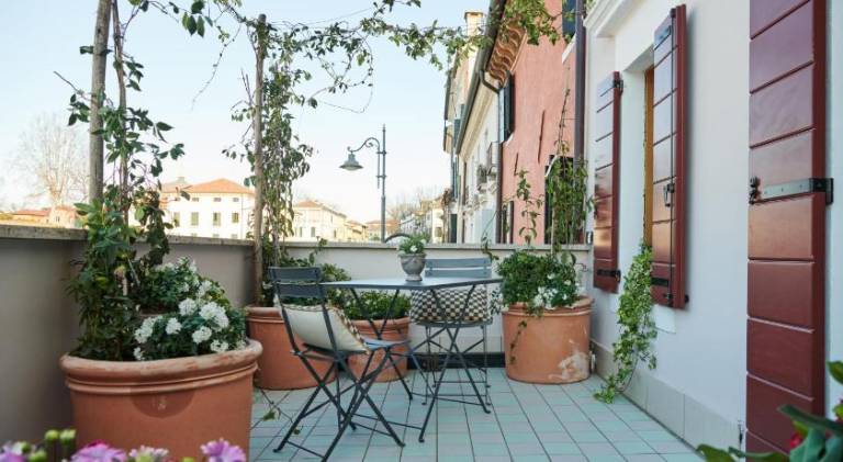 Rental apartment with patio | Pet-friendly — photo 4