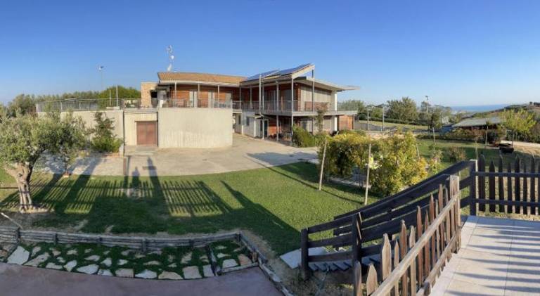 Lovely apartment with barbeque, sauna & yard | Pets allowed — photo 3