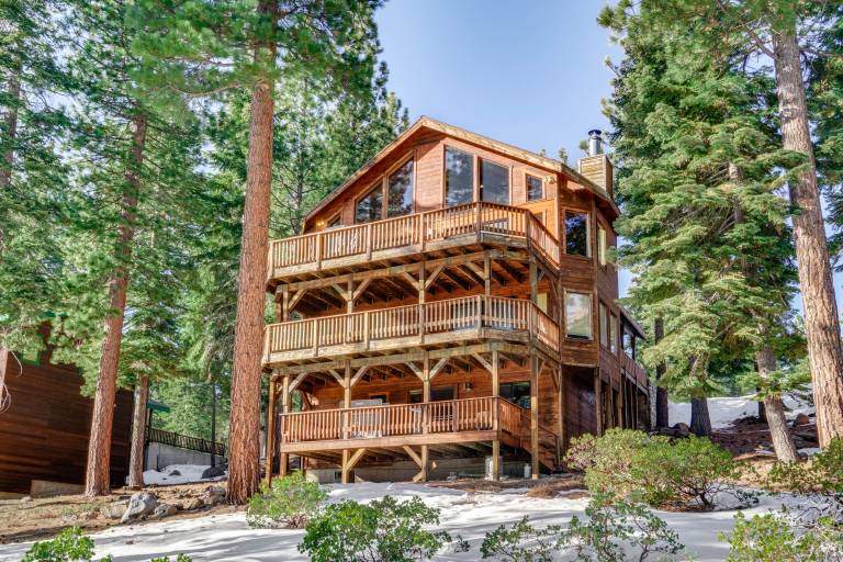 6 Mi to Ski Slopes! Family Tahoe Cabin w/ 3 Decks — photo 3
