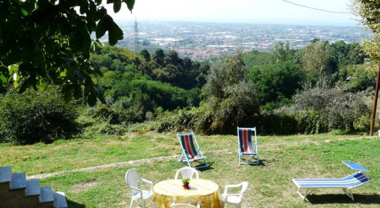 House with terrace, barbecue & yard — photo 5