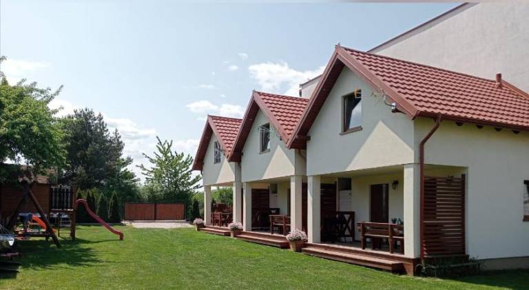 House with barbecue, patio & yard in Wladyslawowo