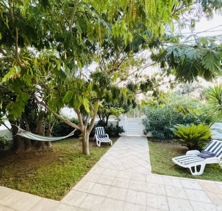 Family-friendly ample villa with garden & grill | Garden view | Pets are welcome — photo 3